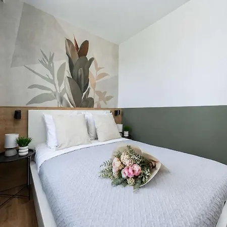 Flat Near Centralna